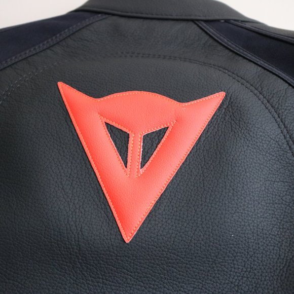 Dainese Intrepida perforated leather jacket - Picture 9 of 16